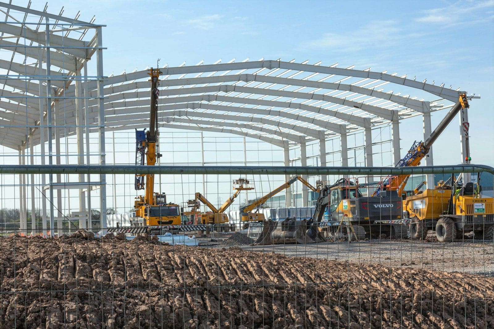 Featured image for “Design-Build vs. Traditional Construction: Which Approach Is Right for Your Steel Building?”